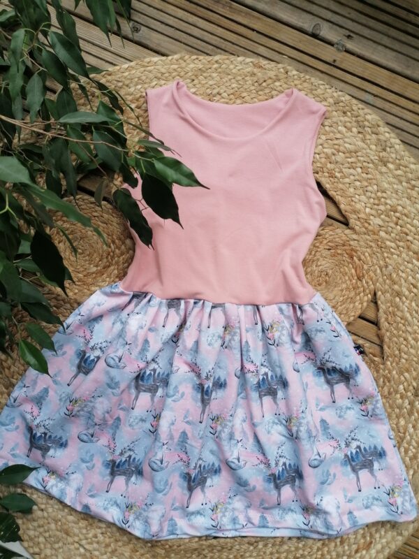 Robe sans manches