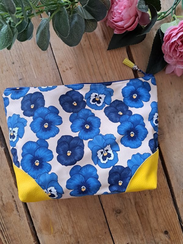 Trousse de toilette pensées