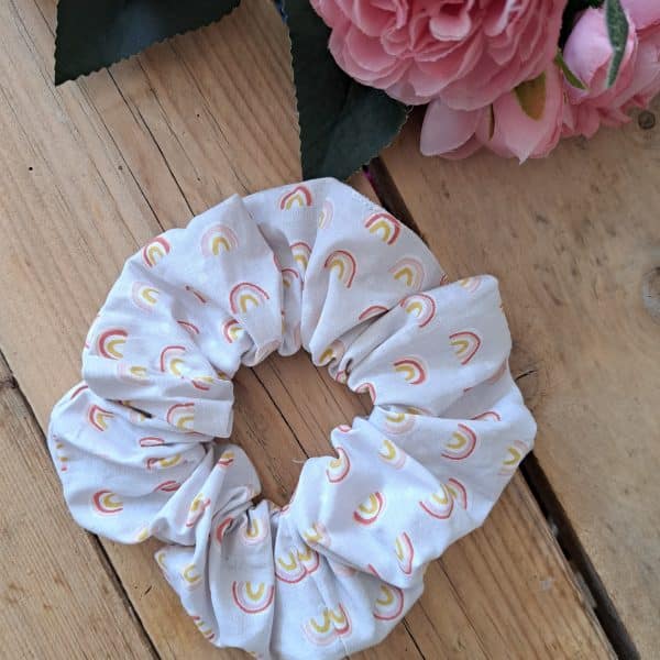 Chouchou scrunchie arc en ciel