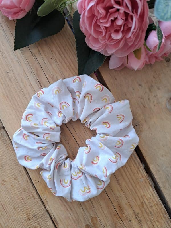 Chouchou scrunchie arc en ciel