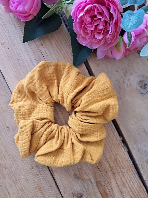 Chouchou scrunchie double gaze moutarde