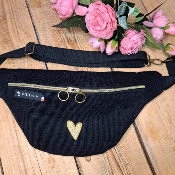 Banane velours noir petit cœur
