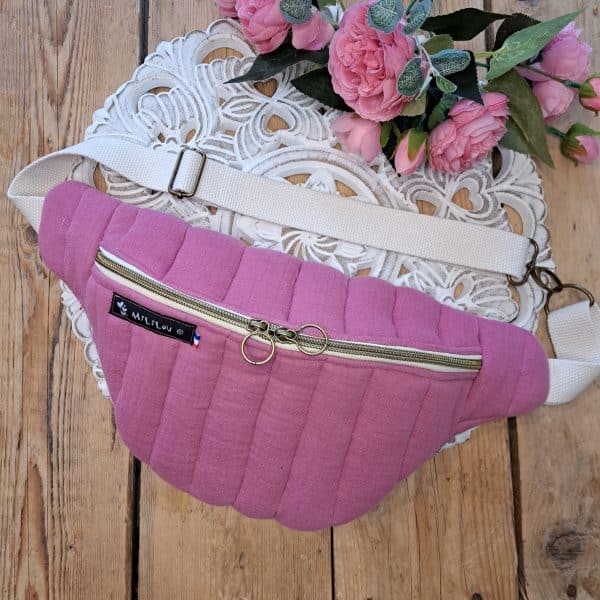 Banane matelassée vieux rose