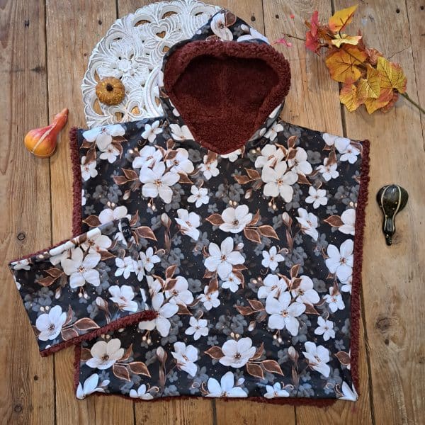 Ensemble Poncho Fleuri noir